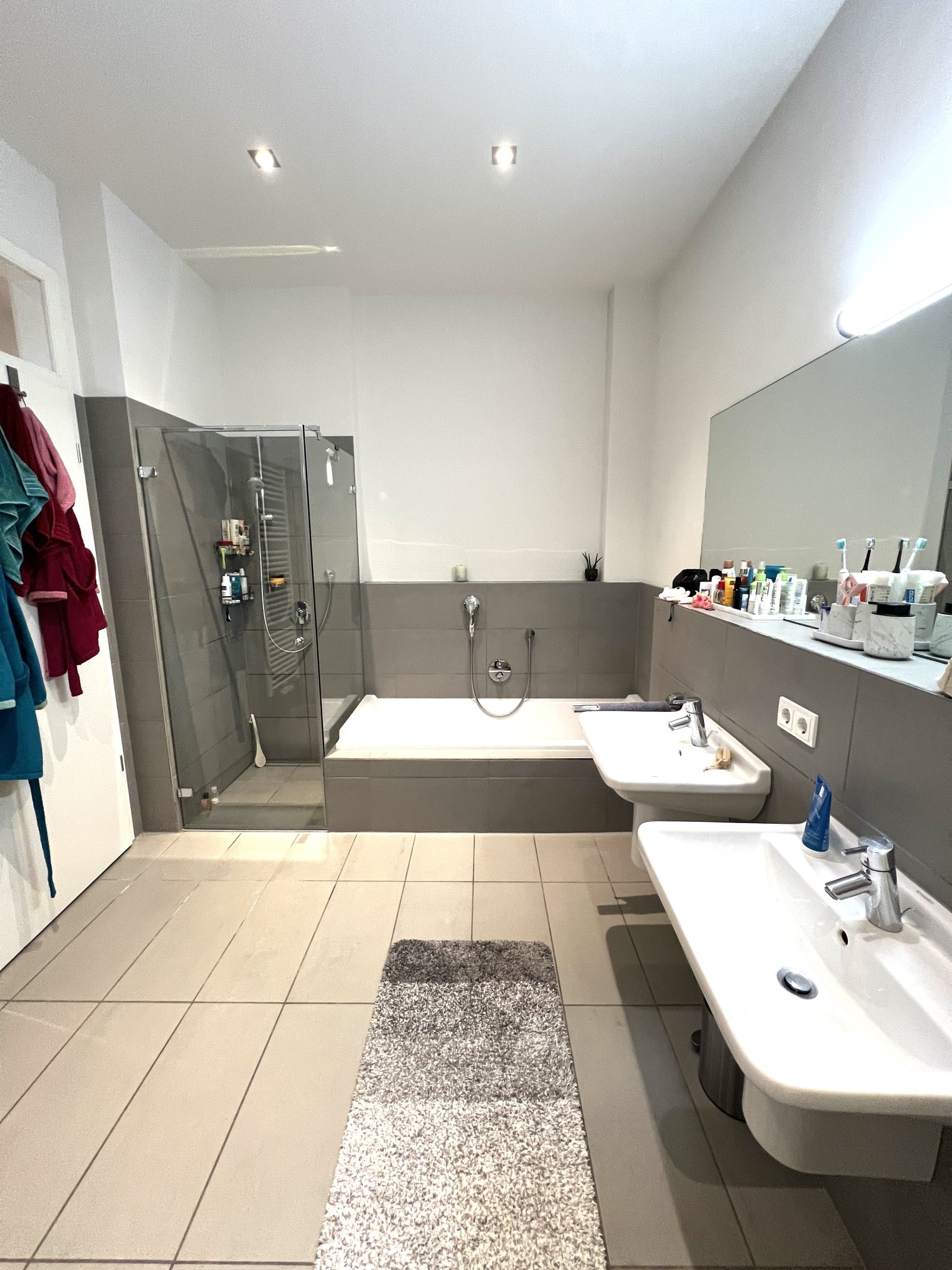 Attraktive 3-Zimmer-Altbauwohnung mit großem Balkon im Frauenland